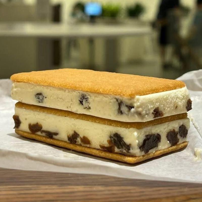 マルセイバターサンド(六花亭 新川店 )