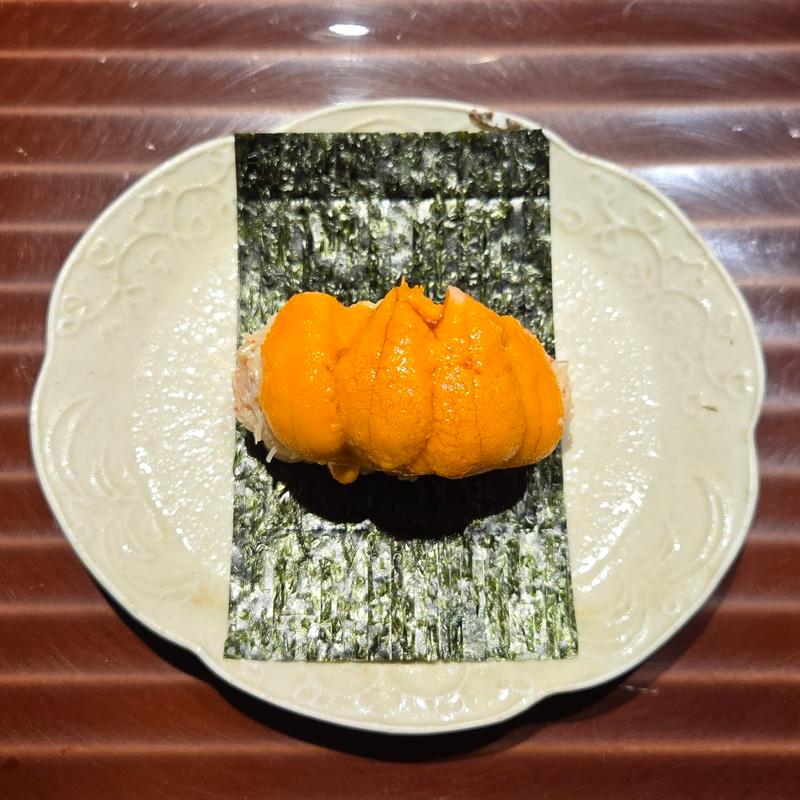 毛蟹とバフンウニ(鮨在)