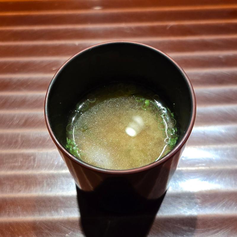 あら出汁味噌汁(鮨在)