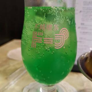 メロンソーダ(不純喫茶ドープ)