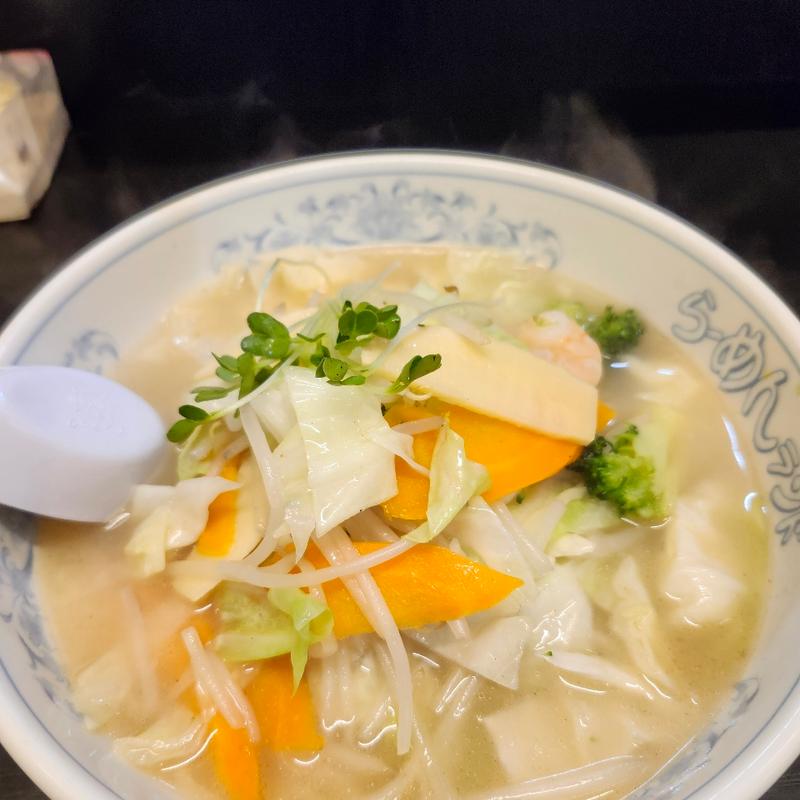 タン麺(ラーメンランド 開南店 )