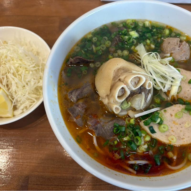 ブンボーフエ(ベトナム料理フォーゴン Pho Ngon)