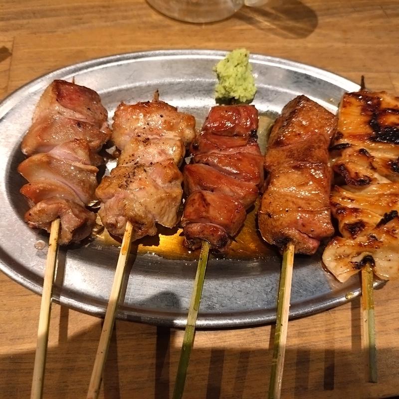 おまかせ5本盛り(大衆酒場 もつ焼き おとんば 御徒町店)