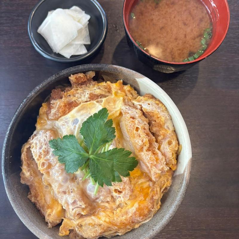 カツ丼 大盛(とんかつ 串揚げ とん竹(とんたけ))