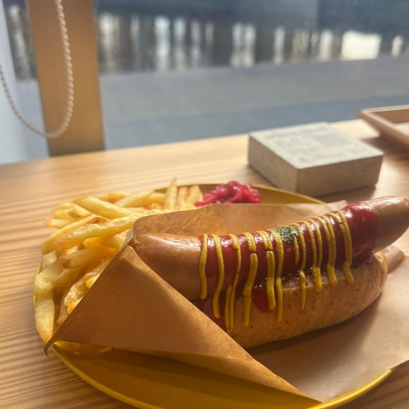 ホットドッグ フライドポテトセット(SUNTORY PARK CAFE)