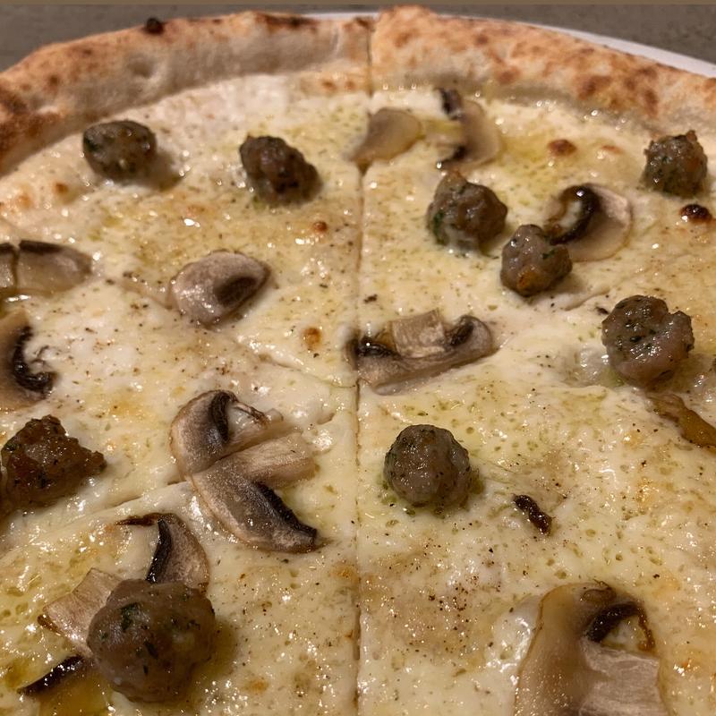 ビアンカ(800°degrees artisan pizzeria)