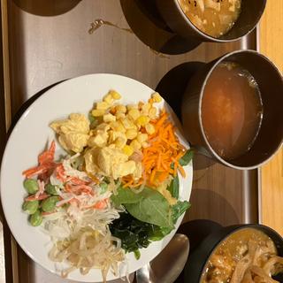 デミとんてき定食