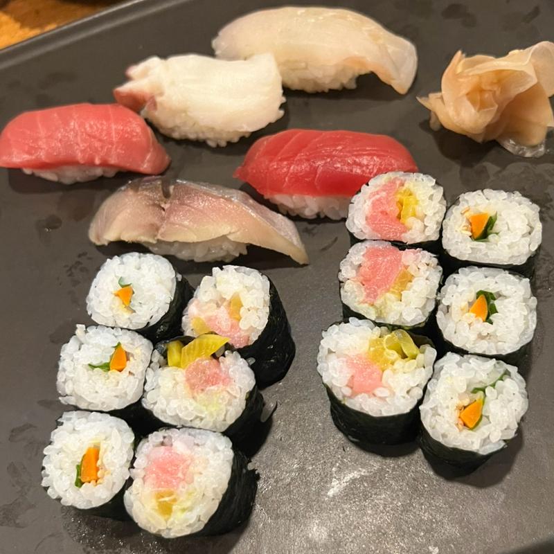 寿司盛り合わせ(居酒屋 天金 （てんきん）)