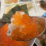 イクラ丼