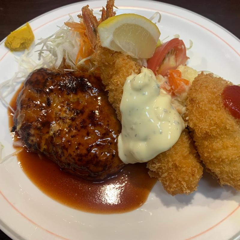 三品盛合せ定食(ハンバーグの店ベア )