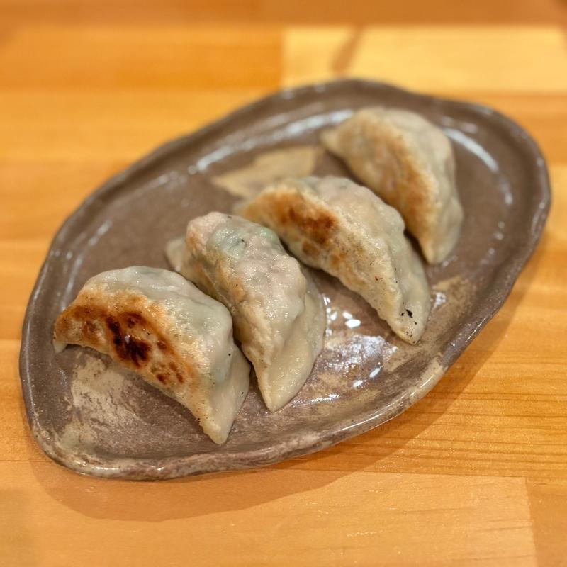 手体り皮の 焼き餃子(MUDANG JIAN ムーダン ジアン)