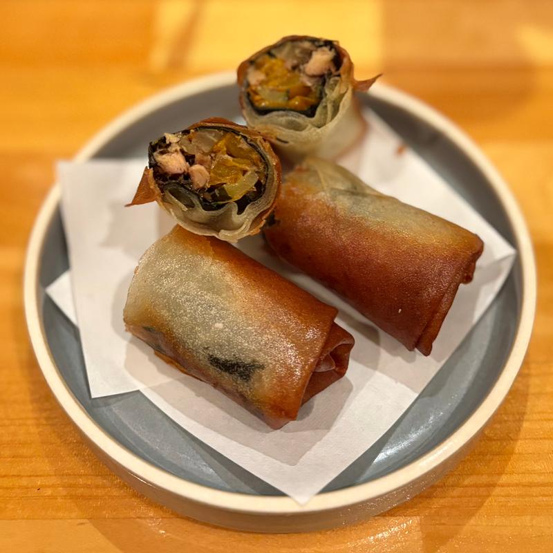 秋刀魚とたっぷり野菜のリエットの春巻(MUDANG JIAN ムーダン ジアン)