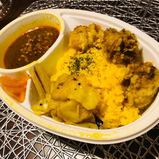鶏の唐揚げカレー