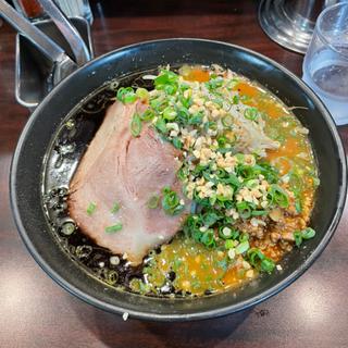 辛味噌ラーメン、もやし(なんつッ亭 川崎店)