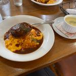 ハンバーグオムライスS(スープorサラダ、ドリンクセット)(みるくカフェ )