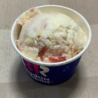 ストロベリーチーズケーキ(サーティワンアイスクリーム 津島ロードサイド店)
