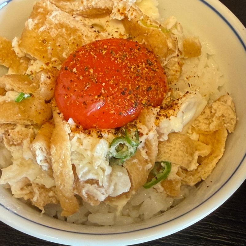 きつねとじ丼(虎勝軒)