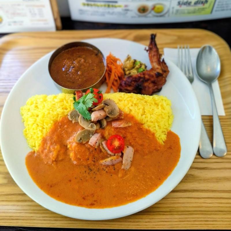 2種のカレープレート(ヒナタ屋)