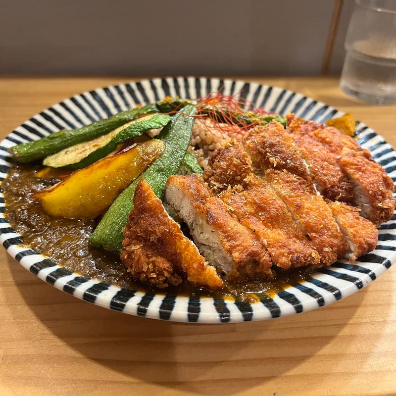 チキンカツのスパイスカレー(ちゃぶや咖喱魚 ソラリアステージ店)