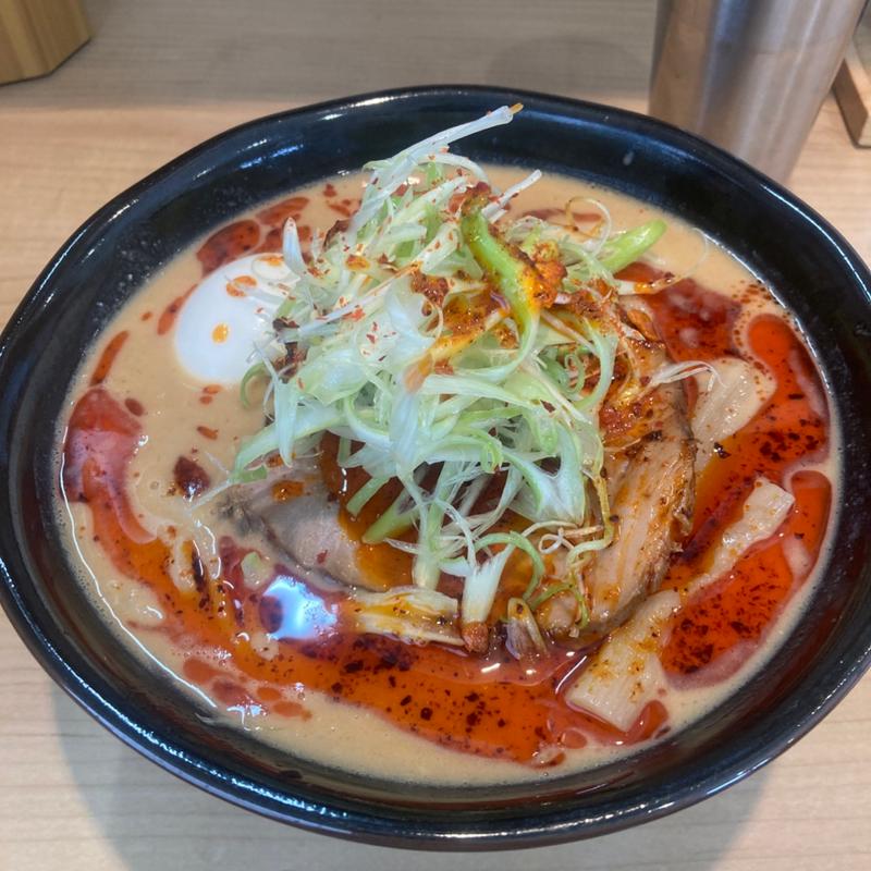 濃厚ラー油味噌ラーメン(七色の落書き)