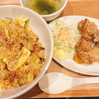 唐揚げ定食（チャーシューチャーハン）(チャーハン専門店 大阪炒飯倶楽部)