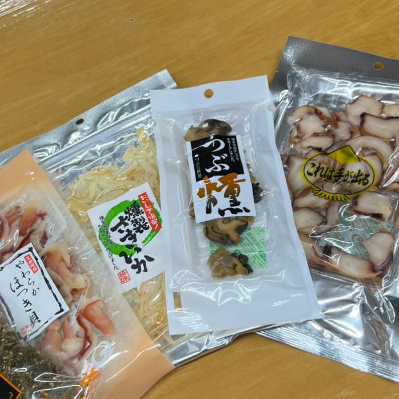 柔らかサキイカ　つぶ貝燻製　イカ燻製　タコ吸盤燻製つまみ(うまいものいっぱい いろはにほへと 稚内副港市場店)