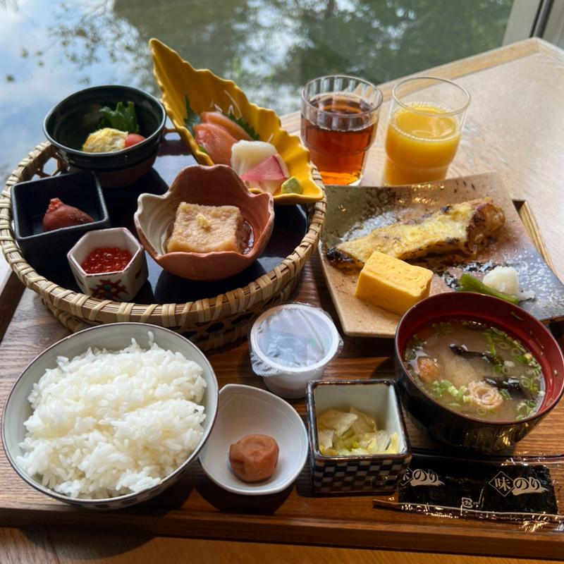 ふらの朝定食(炭焼処きたぐに)