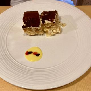 ティラミス2カットワゴンサービス(マンマ パスタ 金沢文庫店 （MammaPasta）)