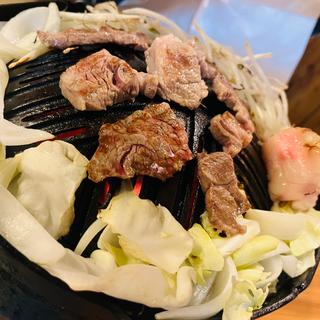ラム肩ロース(炭火焼ジンギスカン 味の羊ヶ丘)