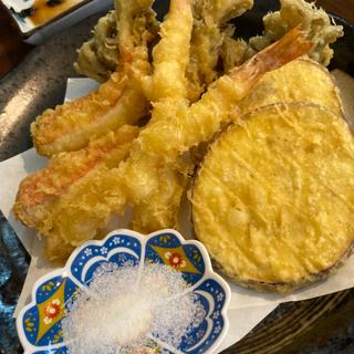 天ぷら盛り合わせ(海山)