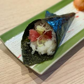 ねぎトロ手巻き(桃太郎すし 谷原店)