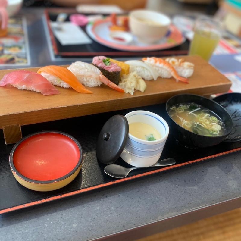 親潮にぎり味噌汁セット(すしめん処 大京 佐原水郷橋店)