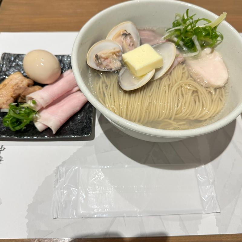 貝出汁塩バターらぁめん特製別皿付き(中華そば とちの葉)