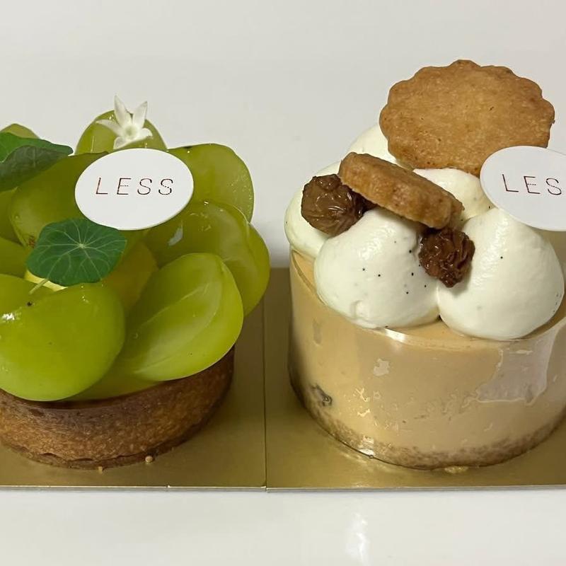塩原農園のシャインマスカットタルト ラムレーズンチーズケーキ(LESS)