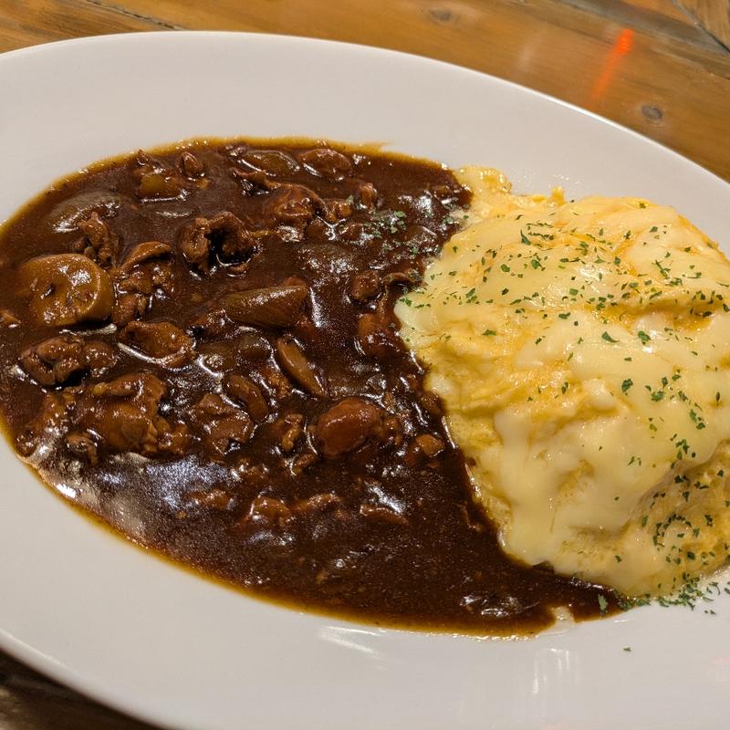 とろとろチーズオムライス(クラフトビールタップ 渋谷店)
