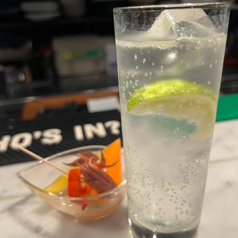 ジントニック(フラノ バール)