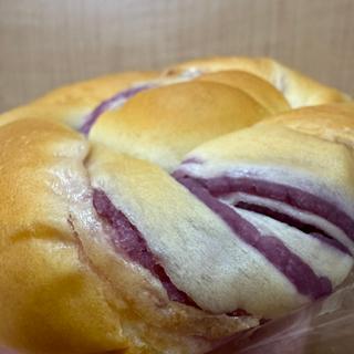 むらさきいもあんパン(きりしまベーカリー)