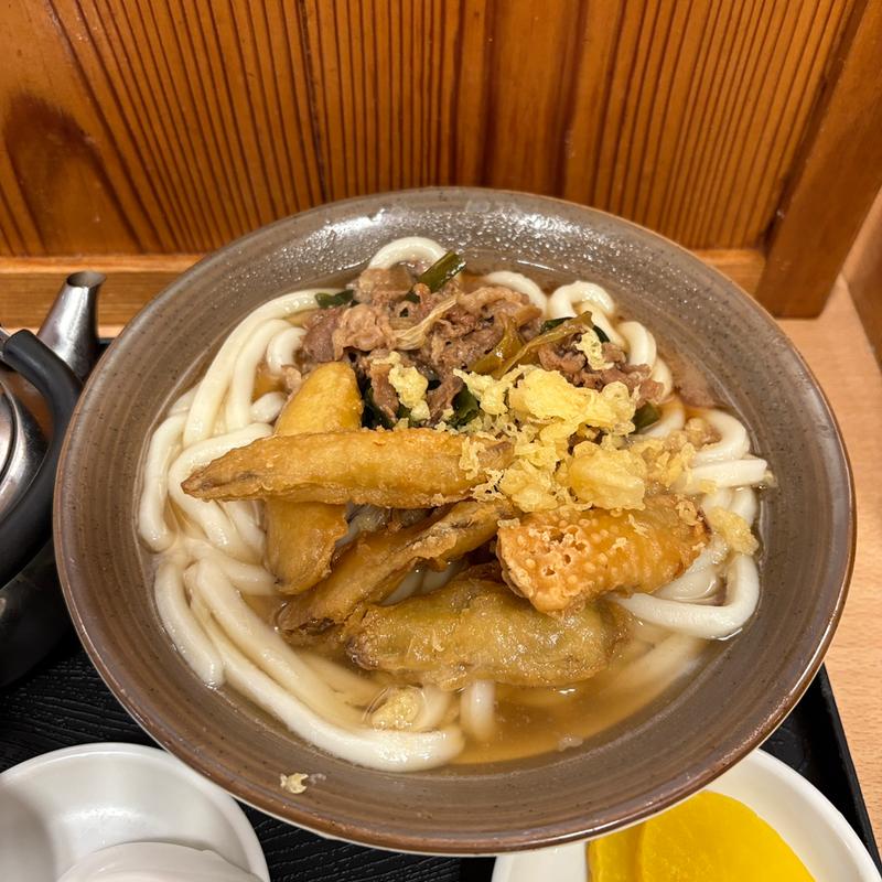 肉ごぼう天セット(牧のうどん 博多バスターミナル店)
