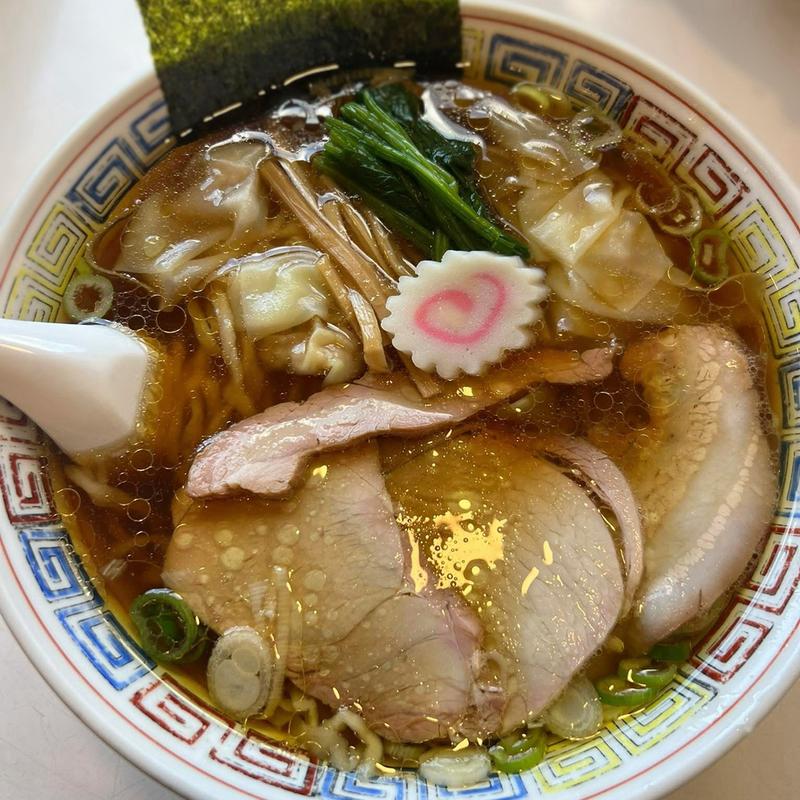 ワンタン麺 大盛り (つむら家)