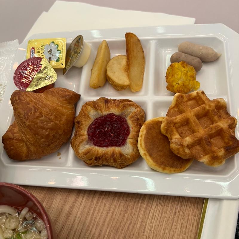 ビュッフェパン(メインダイニングルーム)