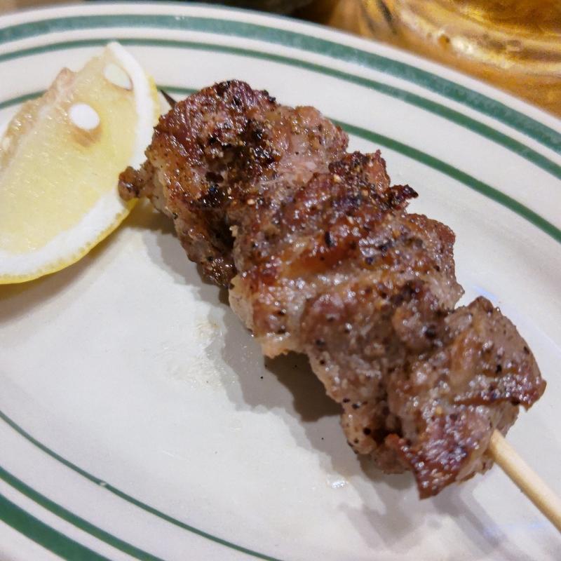 スパイシー中落ちカルビ(チャコールスタンド野毛)