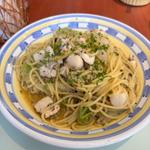 イタヤ貝小柱と鮮魚のオリーブアンチョビスパゲティ(タベルナ・パパ )