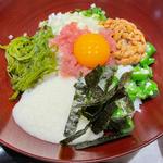 大戸屋ばくだん丼、たっぷり野菜の麦みそ汁(大戸屋ごはん処 川崎銀柳街店)