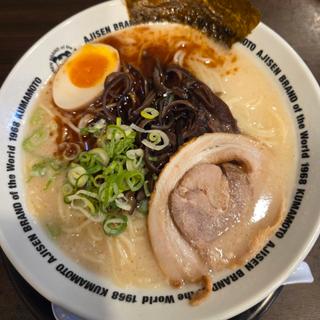 復刻ラーメン昭和味(味千ラーメン 本店 （あじせんらーめん）)