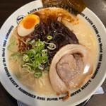復刻ラーメン昭和味(味千ラーメン 本店 （あじせんらーめん）)