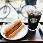 ヴィーナソーセージ石窯フィローネ(スターバックスコーヒー 南青山２丁目店)
