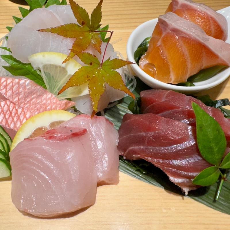 刺身下駄盛り(立喰い 宝ずし ピオレ姫路店)