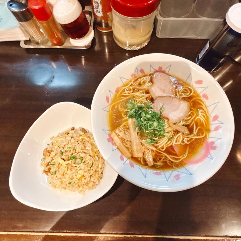 中華そば半チャーハンセット(和歌山中華そば のりや食堂)