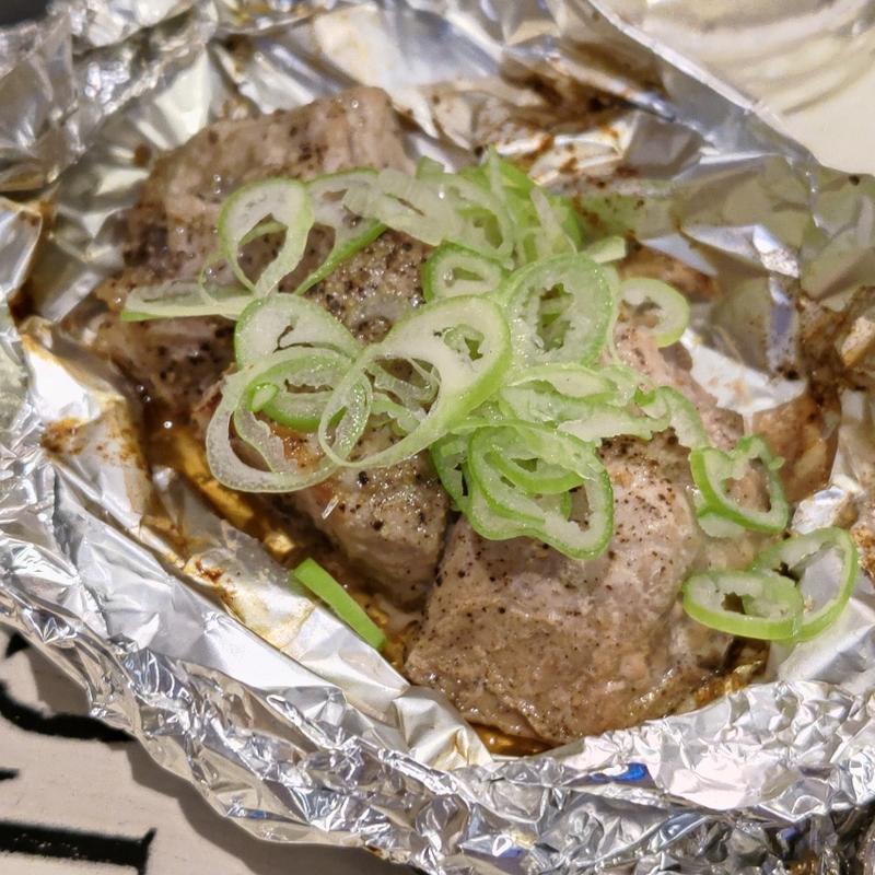 まぐろ黒こしょう焼(まるう商店さん )