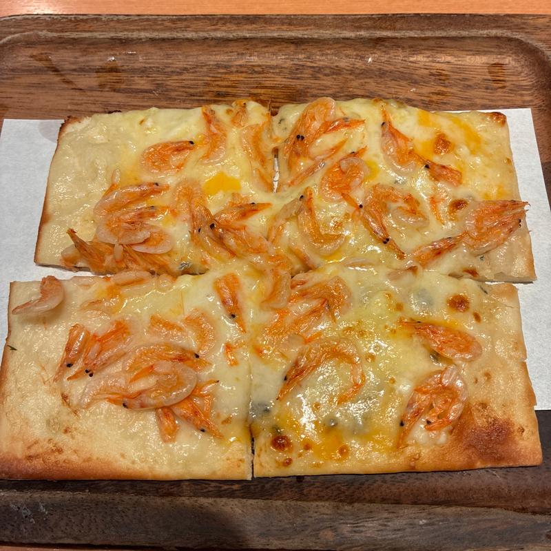 駿河湾桜海老のフラムクーヘン(ヱビスバー 札幌アピア店 (YEBISU BAR Sapporo Apia))